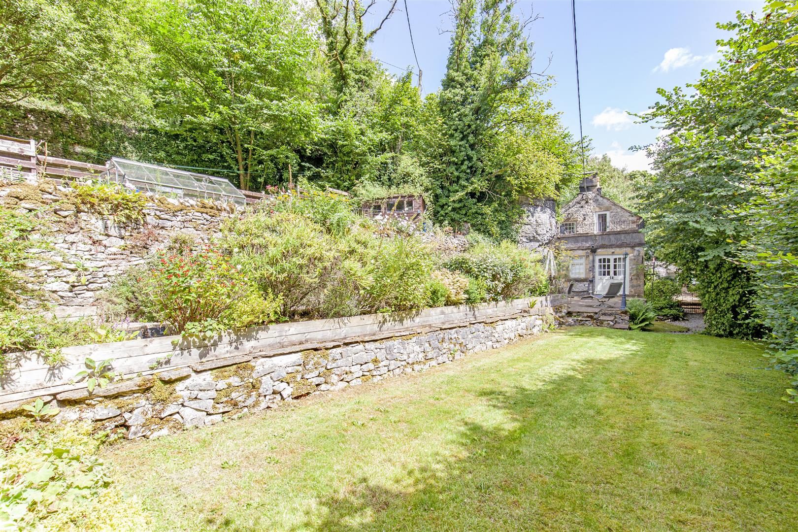 Milne House & Barn, Millers Dale, SK17 8SN