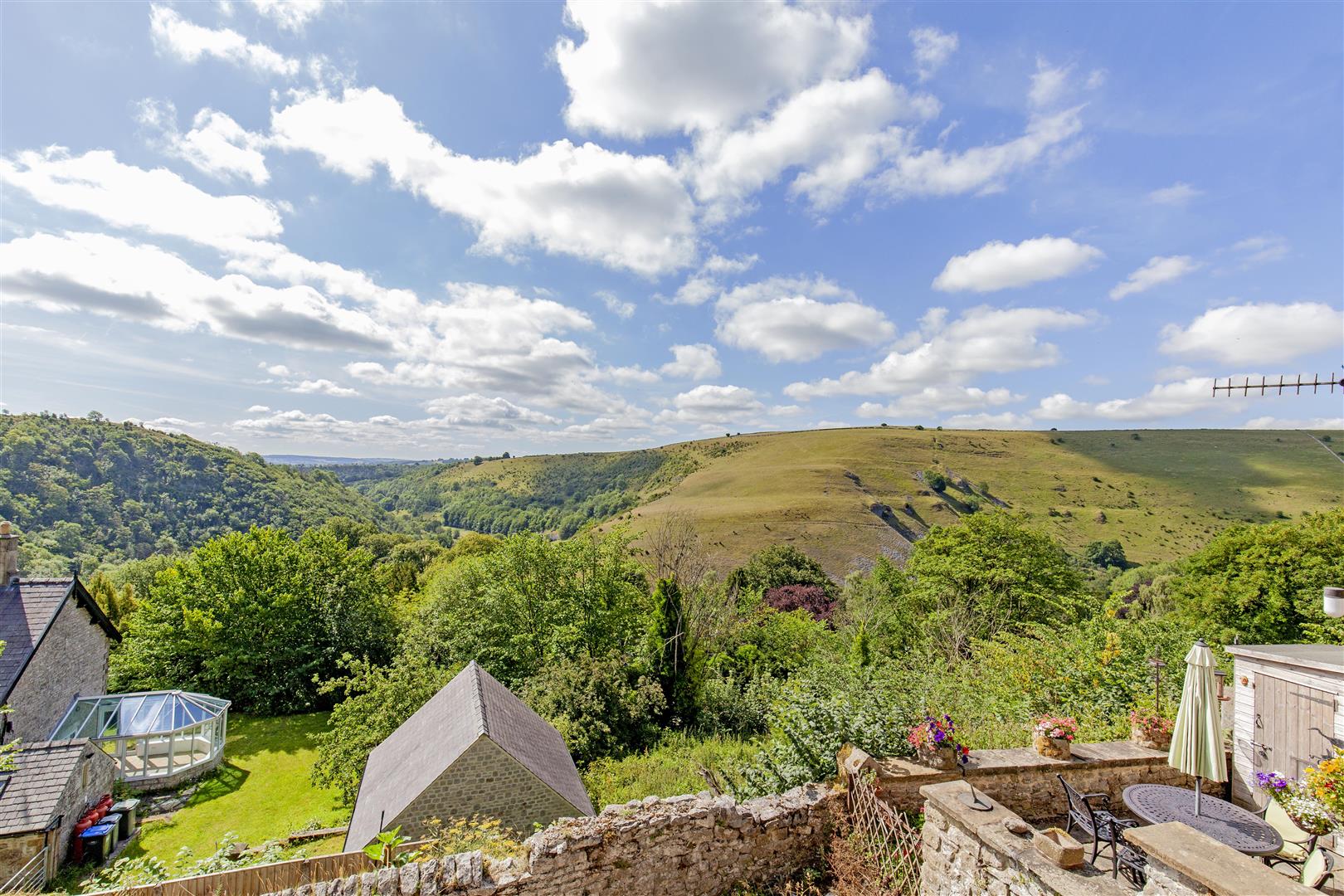 43, Middle Row, Cressbrook, Buxton, Derbyshire, SK17 8SX