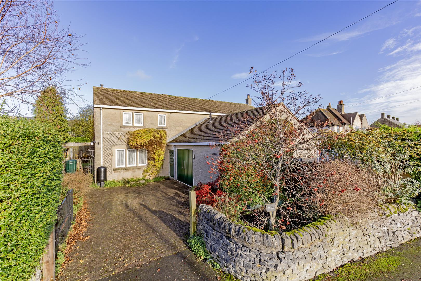 West House, Glebe Avenue, Great Longstone, DE45 1TY