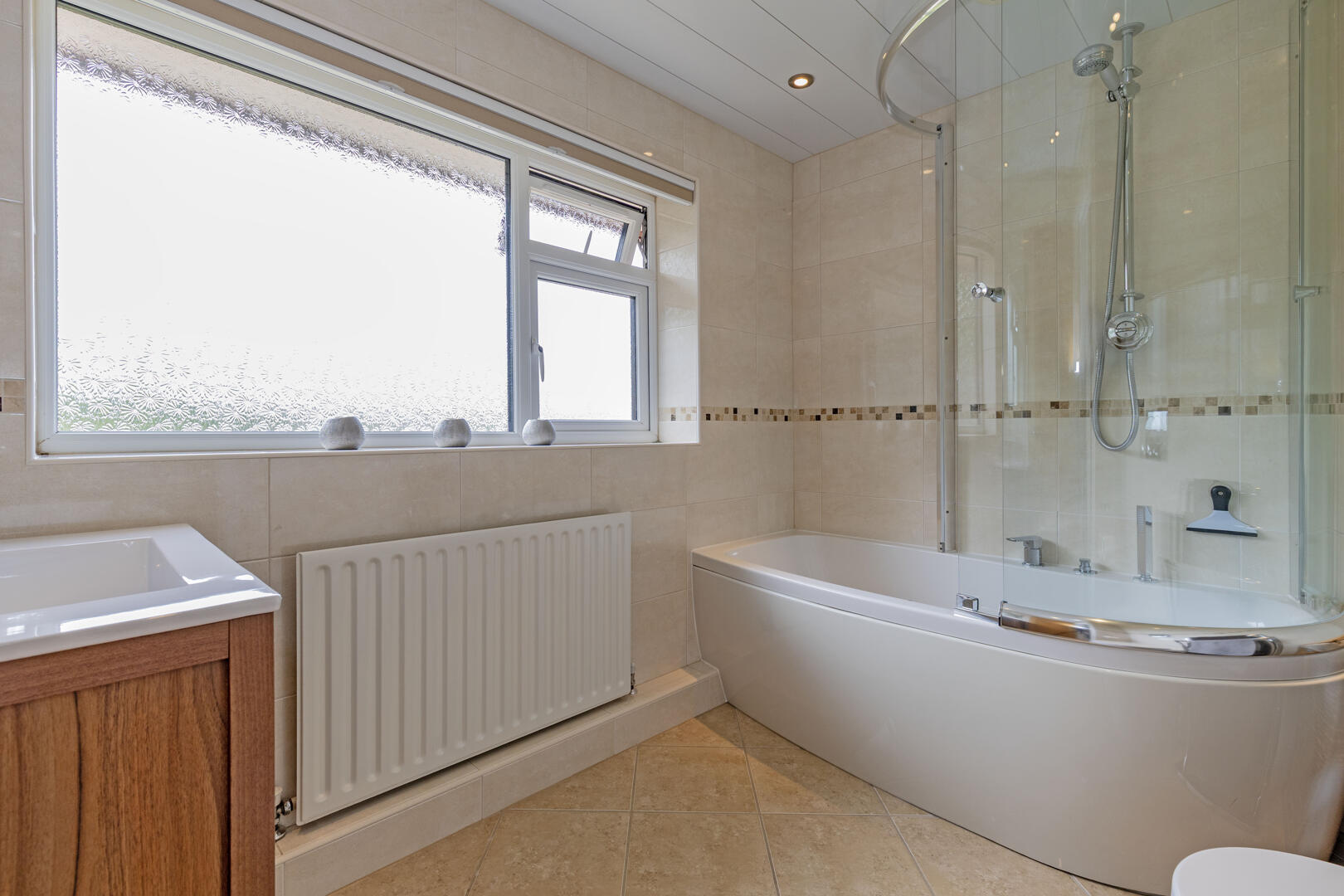 16, Catcliff Close, Bakewell, DE45 1AZ