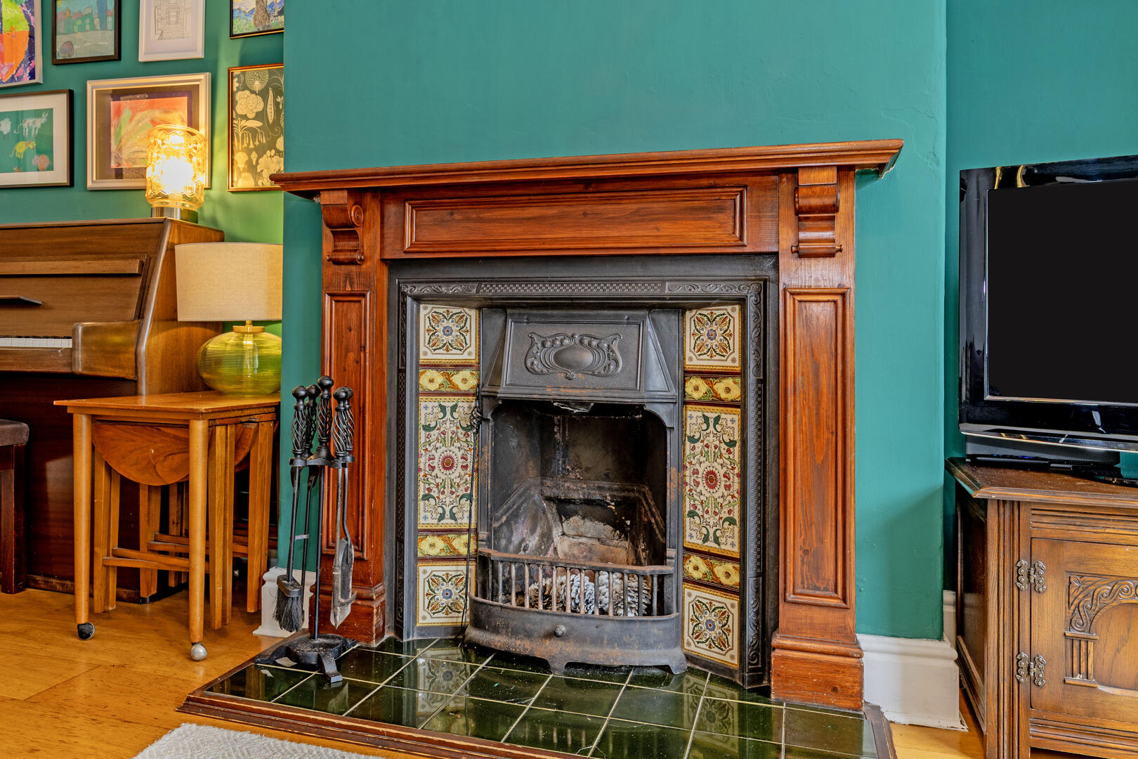 Moorfield, Alma Road, Tideswell, SK17 8ND