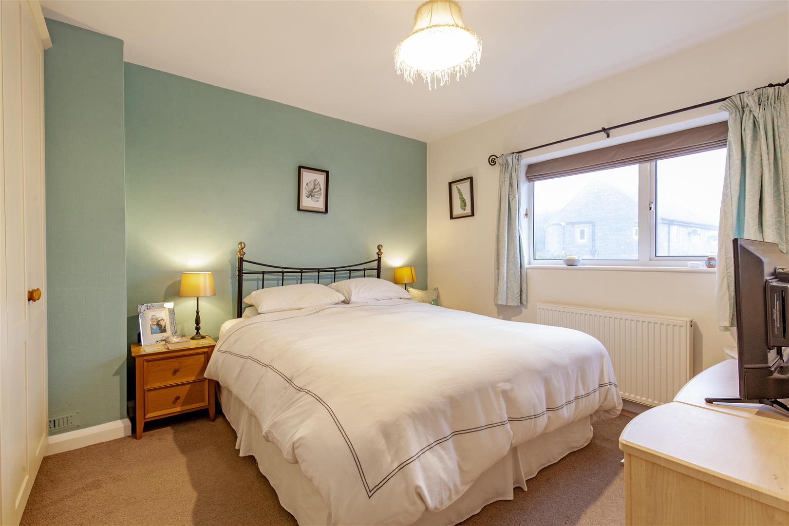 60, Pinfold Road, Tideswell, Buxton, Derbyshire, SK17 8PN