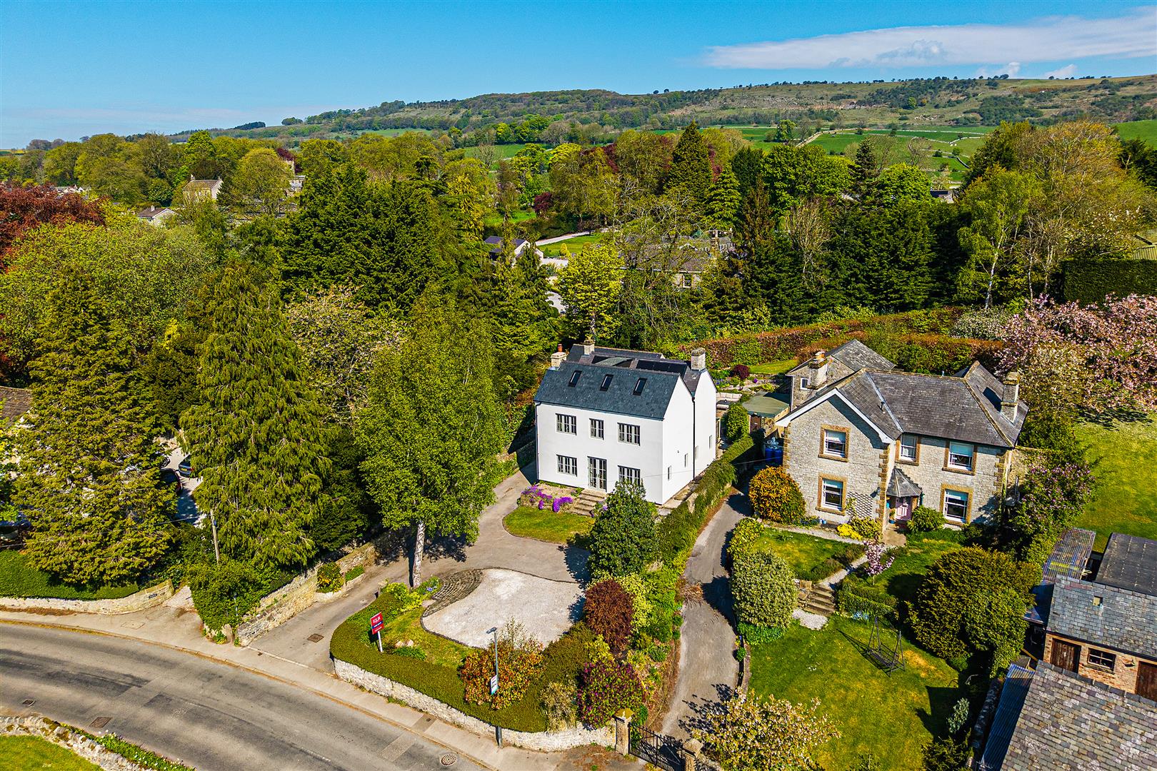 Cluden Bank, Main Street, Great Longstone, DE45 1TF