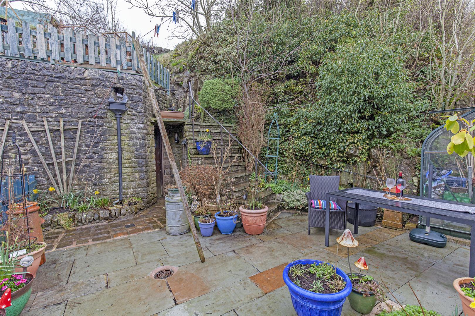 Field Cottage, 3 Bank View, Tideswell, SK17 8LU