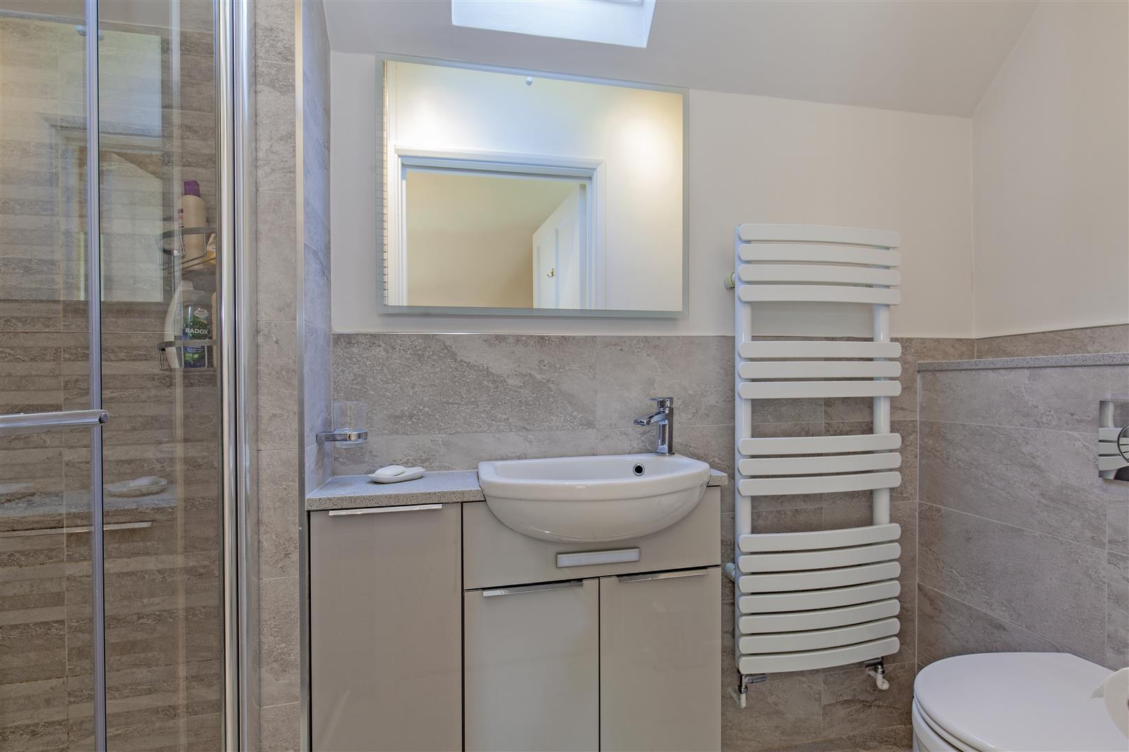 Whetstone Cottage, Eaton Hill, Baslow, DE45 1SB
