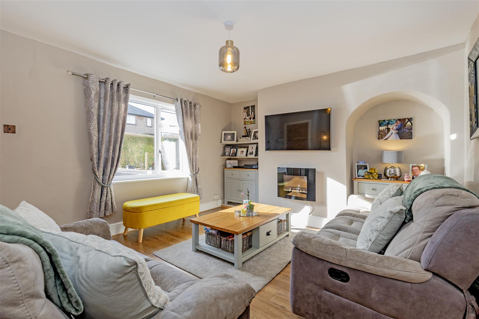 37, Burton Edge, Bakewell, DE45 1FQ