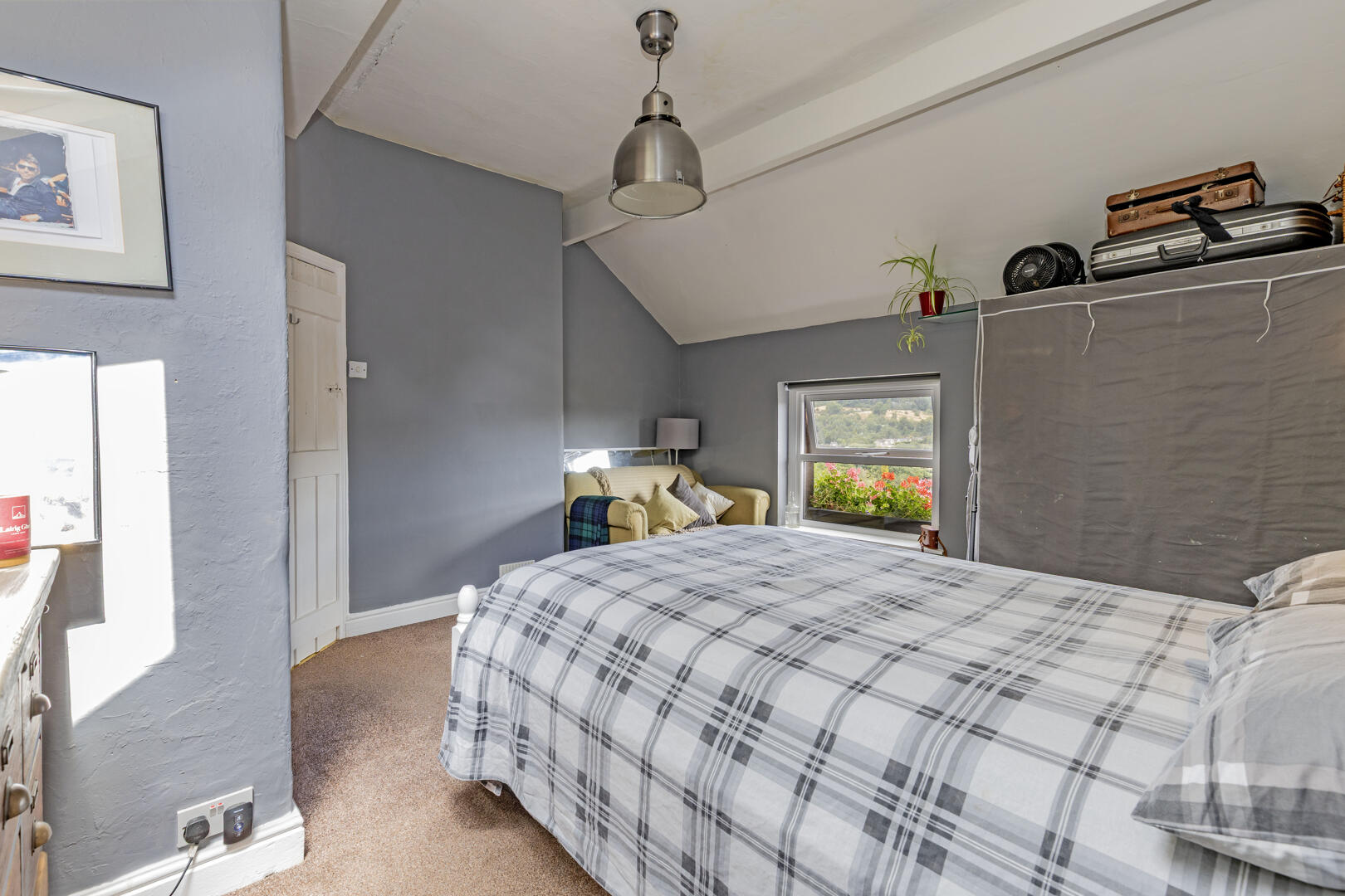 10, Rock Terrace, Bakewell, DE45 1DJ