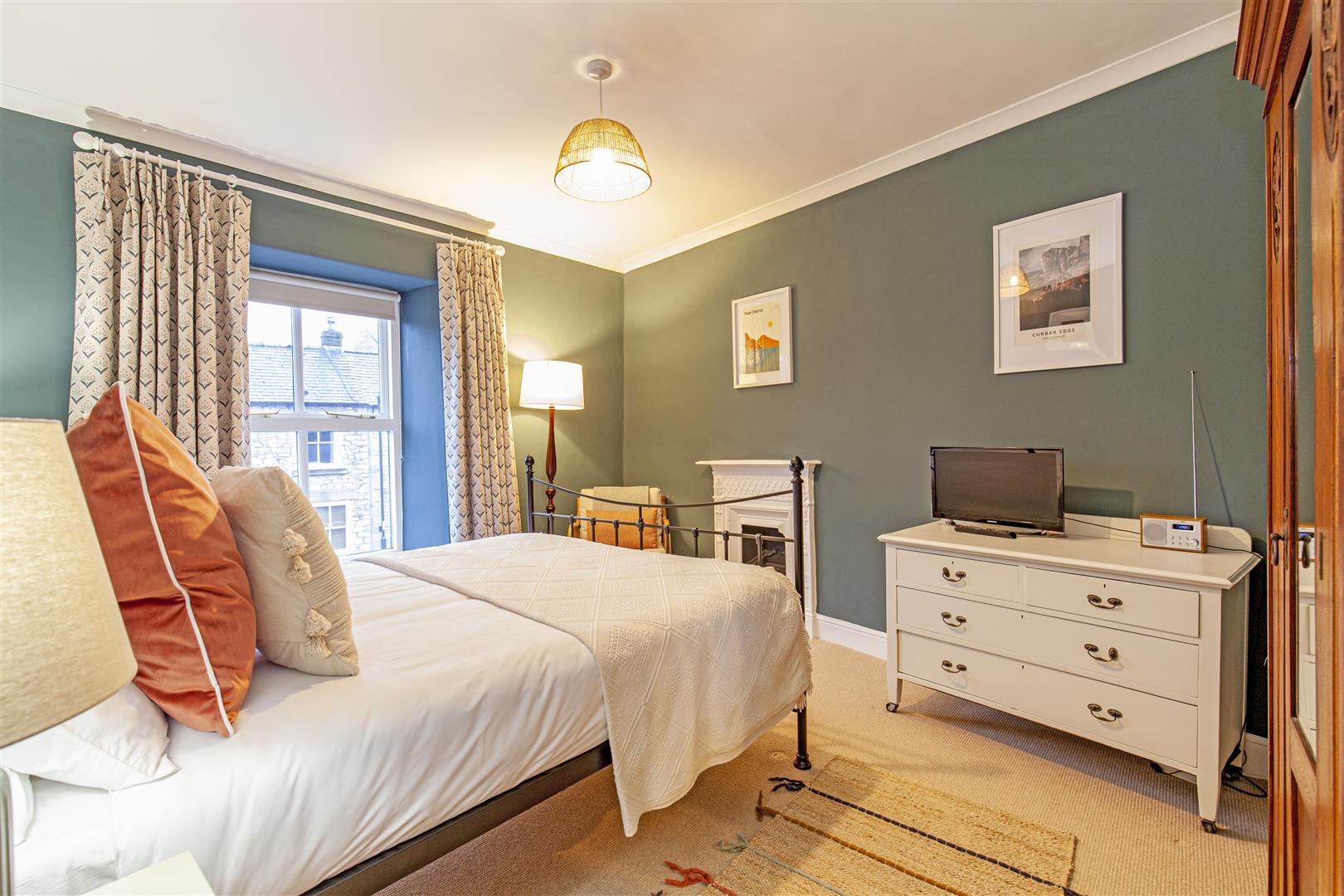 Handel House, Queen Street, Tideswell, SK17 8PF