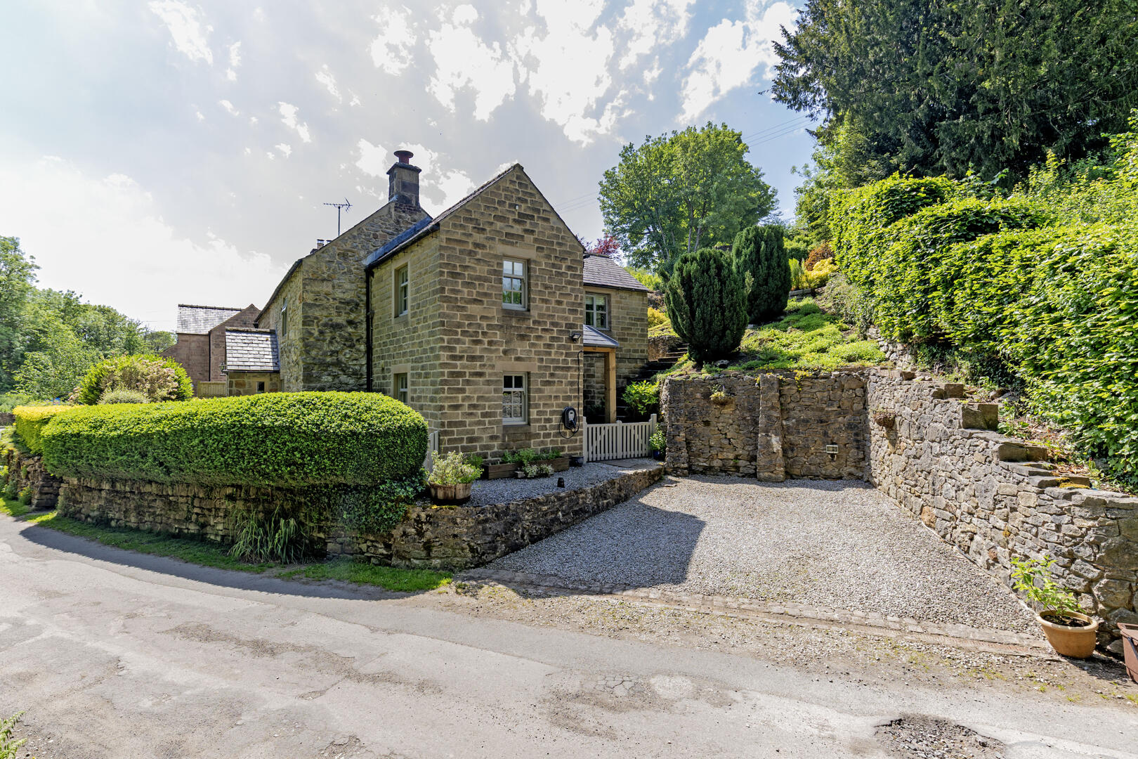 Brookside Cottage, Fallgate, Ashover, S45 0EY