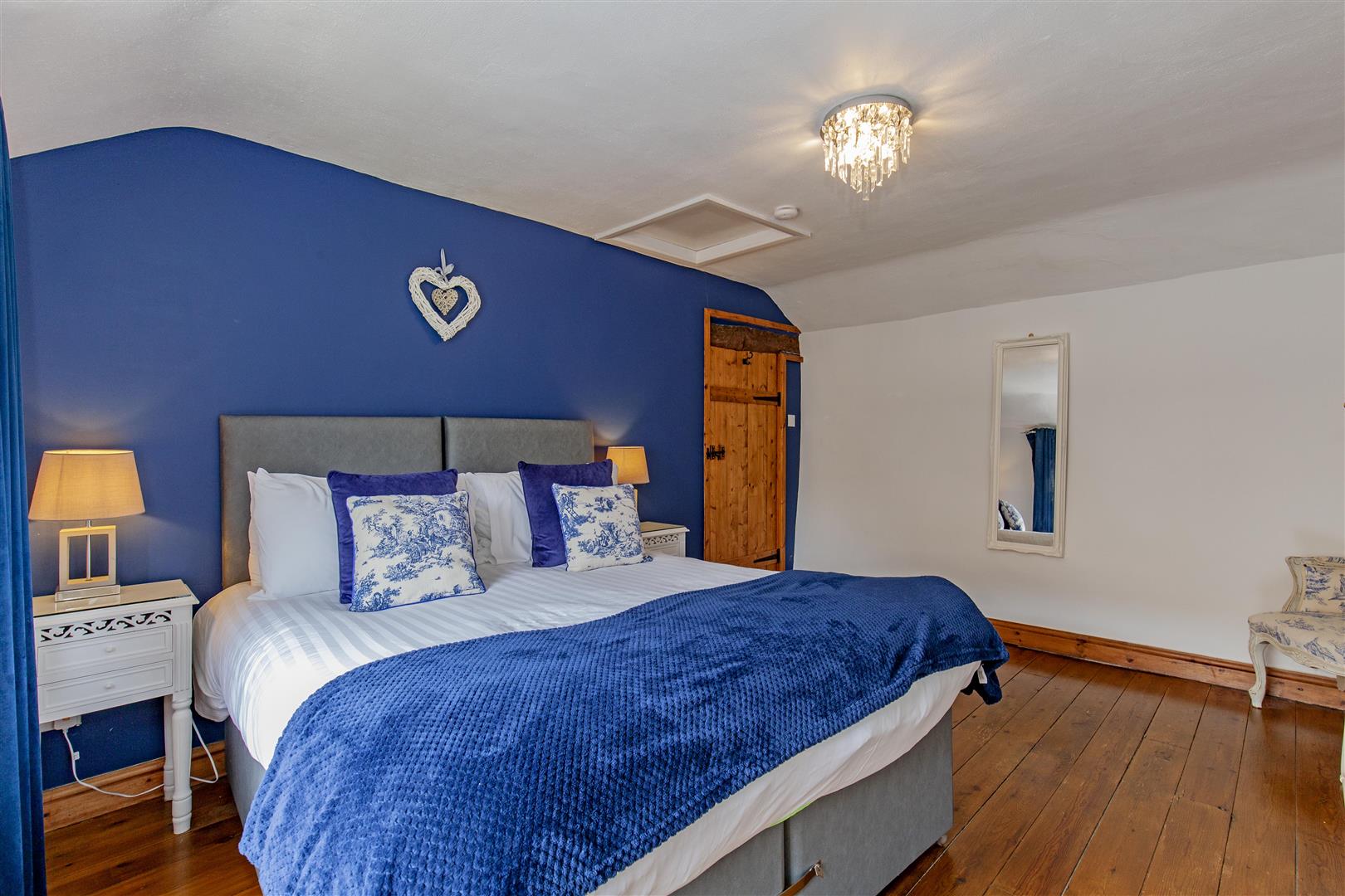White Swan Cottage, 5 Church Street, Youlgrave, Bakewell, DE45 1WL