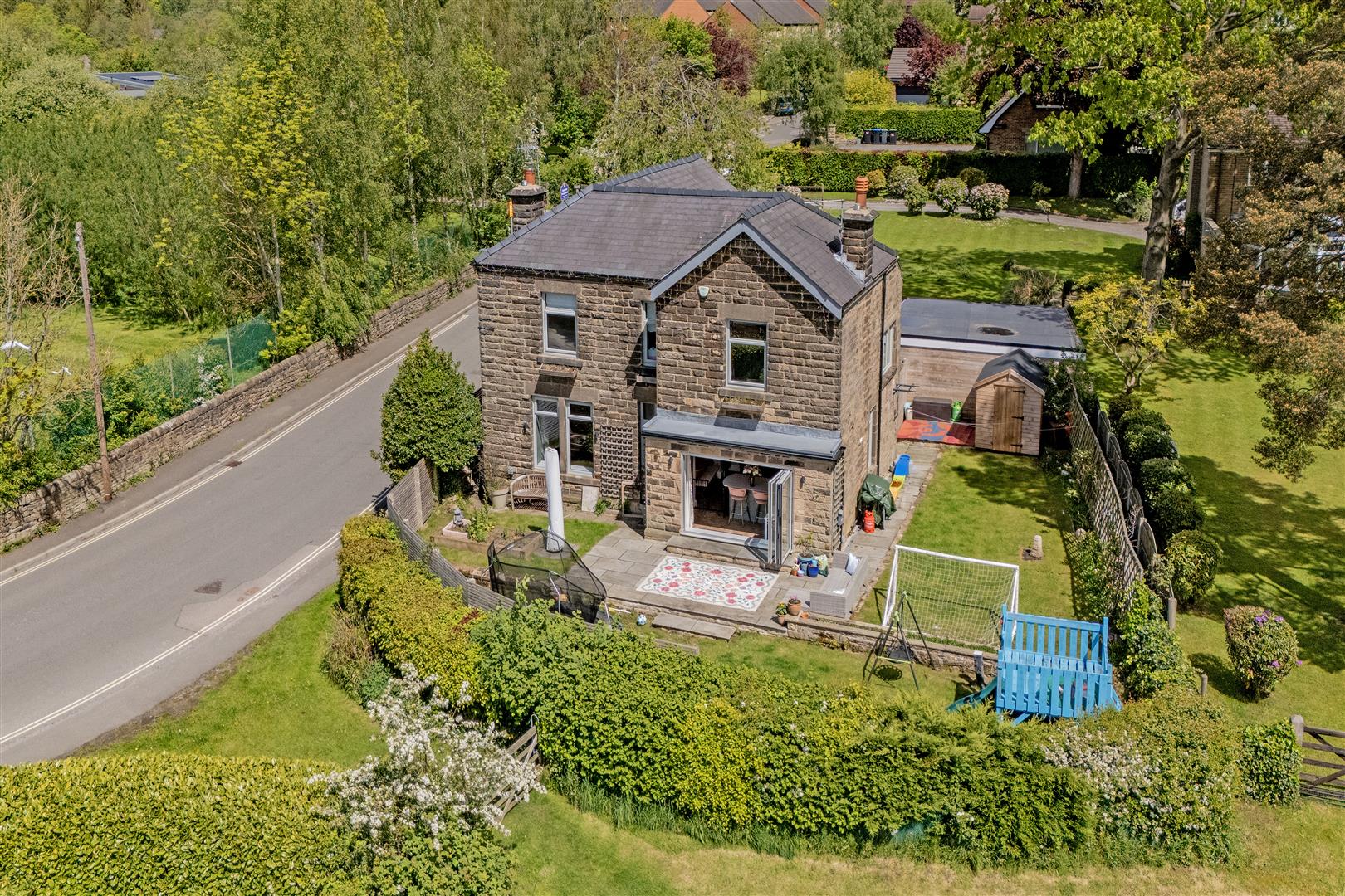 4, Greenaway Lane, Hackney, Matlock, DE4 2LD
