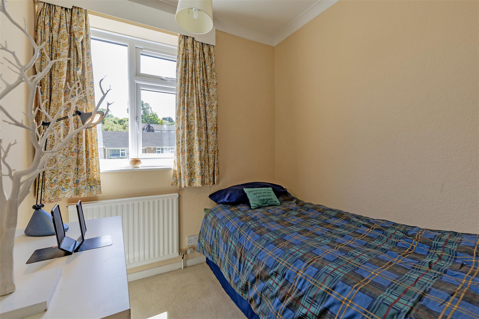 27, Castle Mount Crescent, Bakewell, DE45 1AT