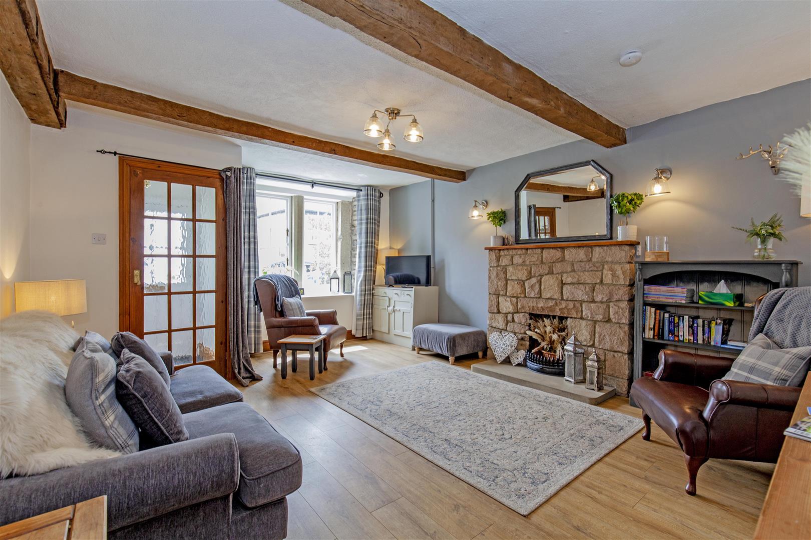 White Swan Cottage, 5 Church Street, Youlgrave, Bakewell, DE45 1WL