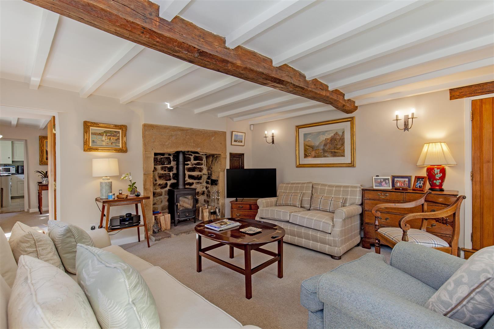 Whetstone Cottage, Eaton Hill, Baslow, DE45 1SB