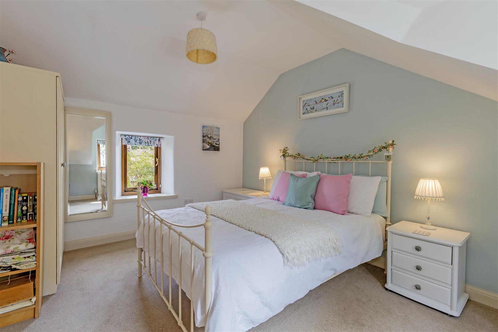 Acorn Cottage, 2 Wheston Bank, Tideswell, SK17 8LJ