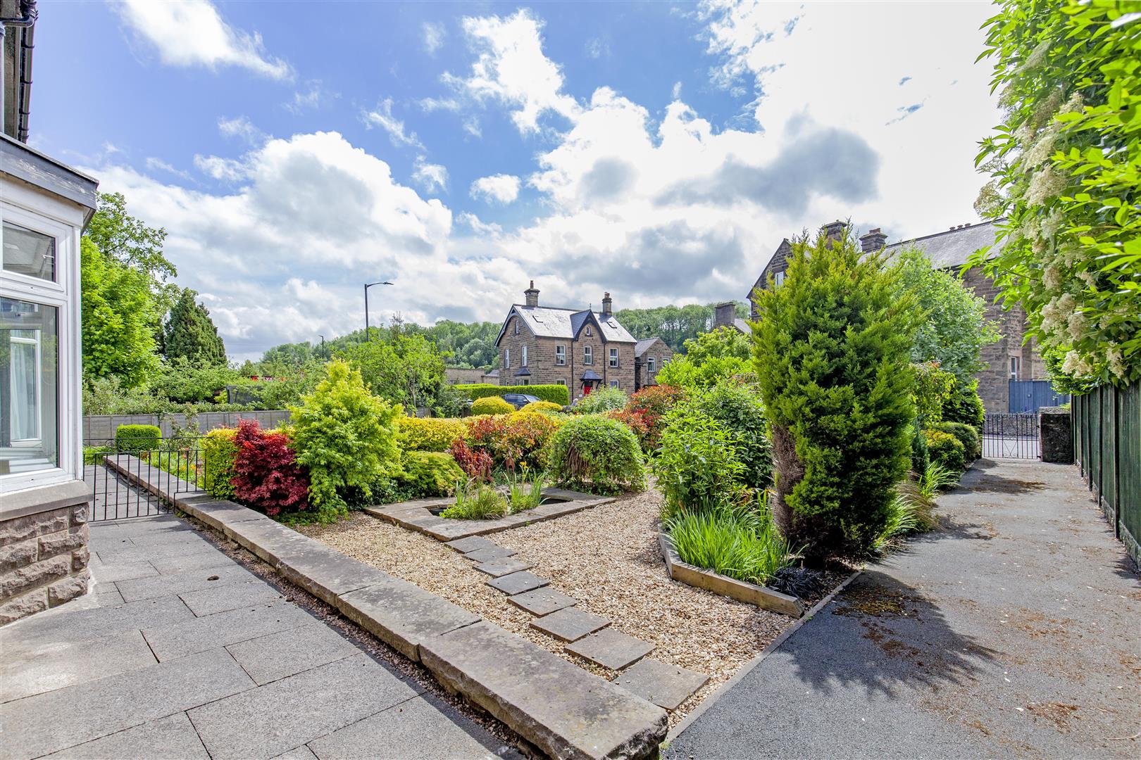 Marcroft, Haddon Road, Bakewell, DE45 1EP