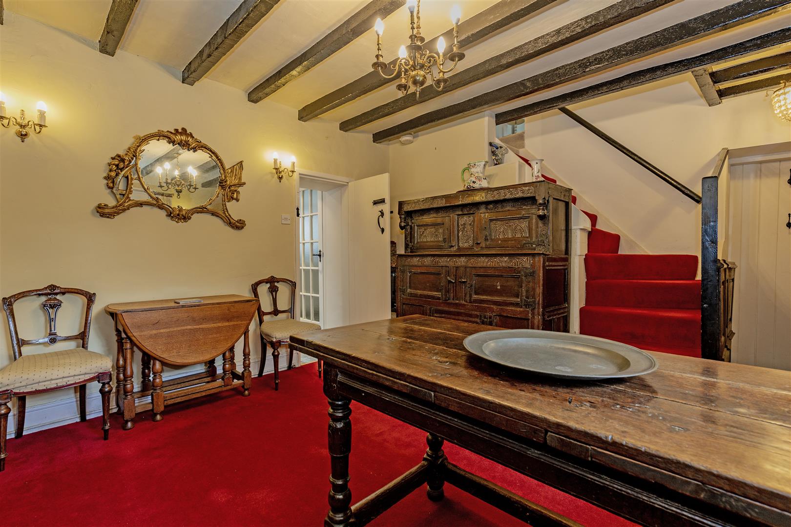 Castle Hill Farmhouse, Baslow Road, Bakewell, DE45 1AA