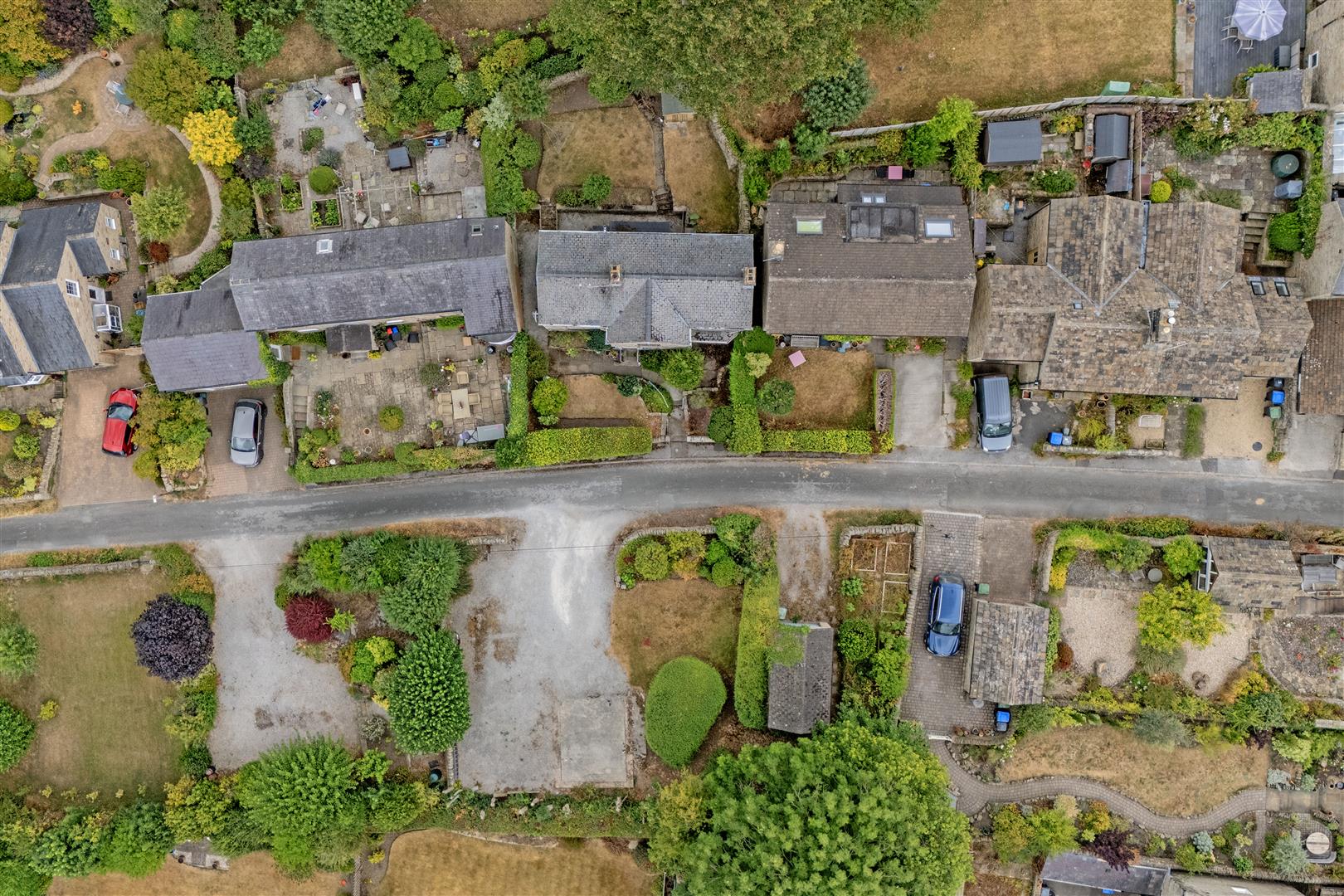 Roslyn Cottage, Over Lane, Baslow, DE45 1SA