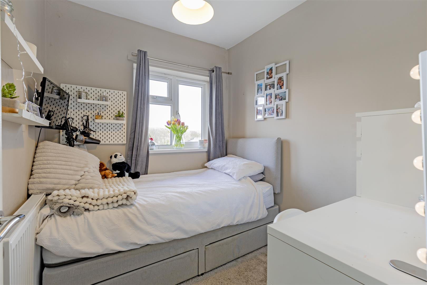 37, Burton Edge, Bakewell, DE45 1FQ