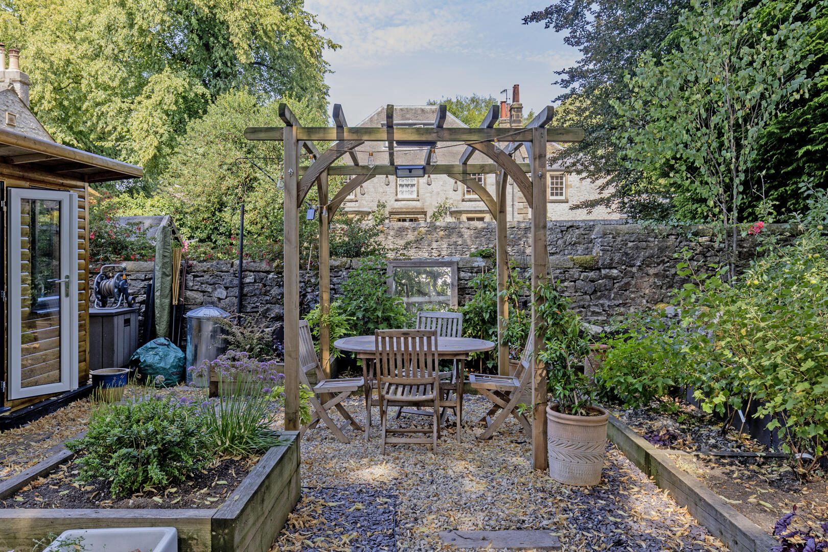 The Corner House, 1 Pursglove Road, Tideswell, SK17 8LG