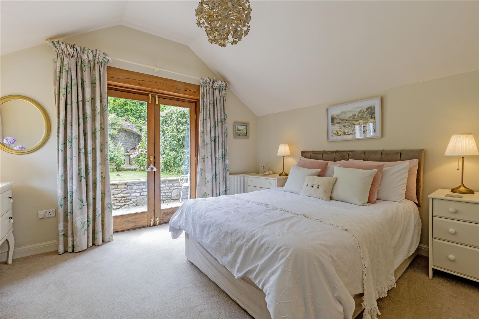 Acorn Cottage, 2 Wheston Bank, Tideswell, SK17 8LJ