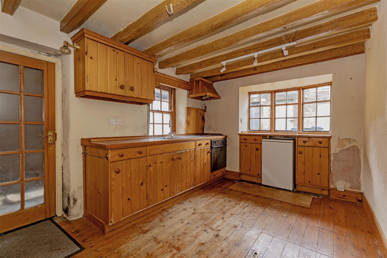 Home Cottage, The Square, Middleton-by-Youlgrave, DE45 1LS