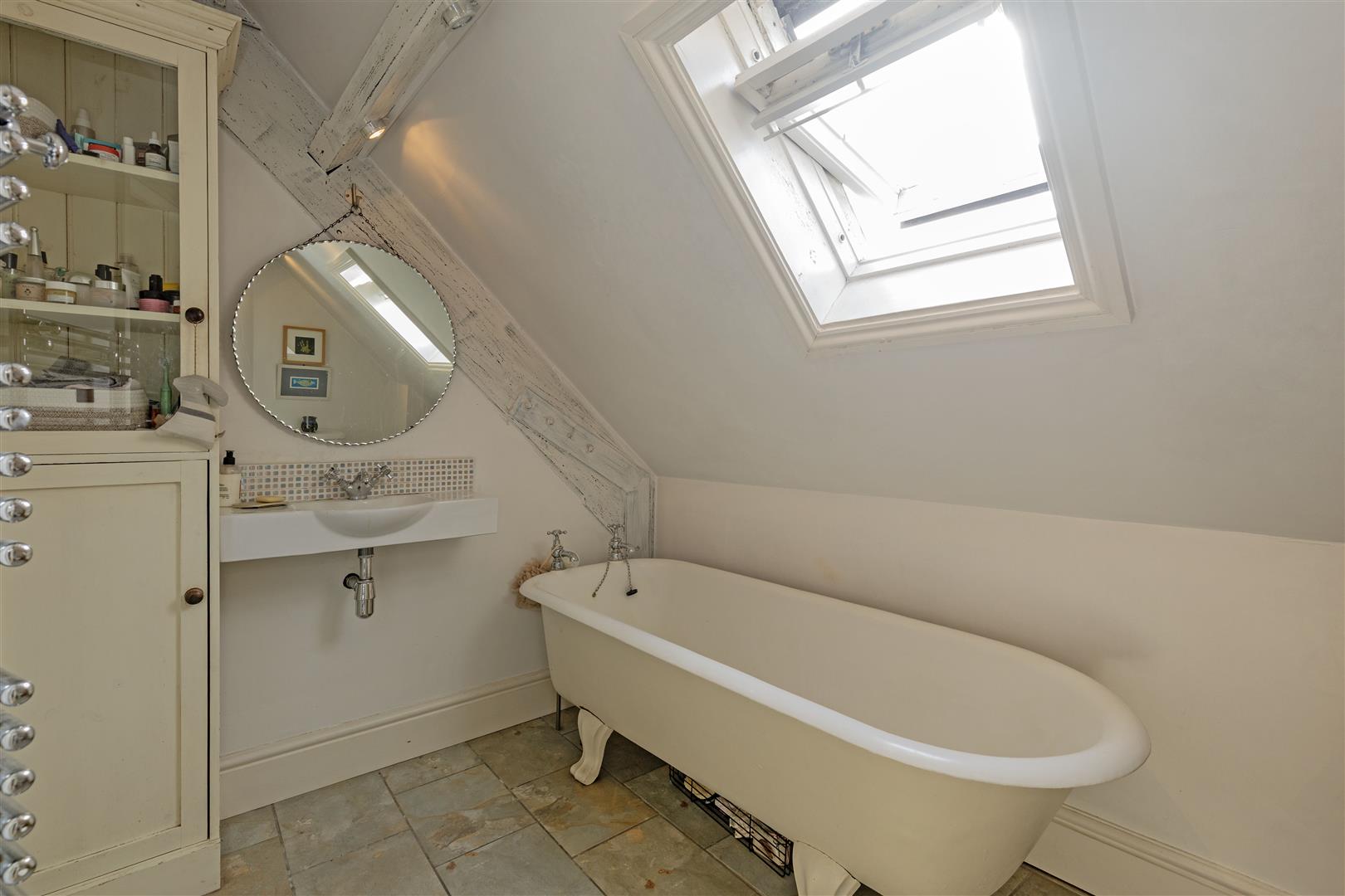 Chapel House, High Street, Tideswell, SK17 8LB