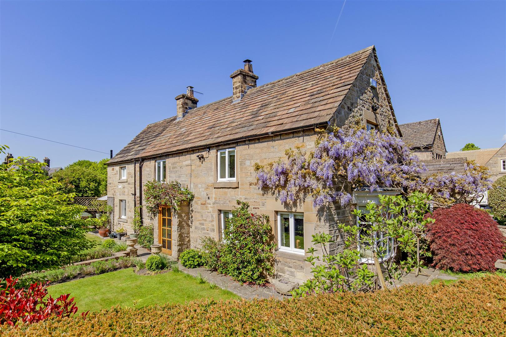 Whetstone Cottage, Eaton Hill, Baslow, DE45 1SB