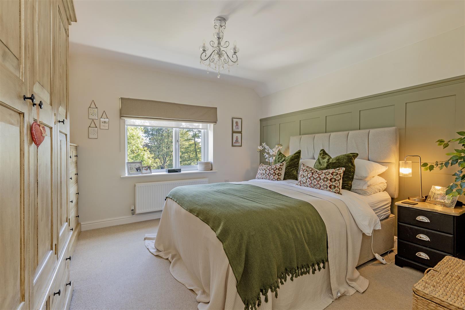 Clevedon, Main Road, Taddington, Buxton, SK17 9TR
