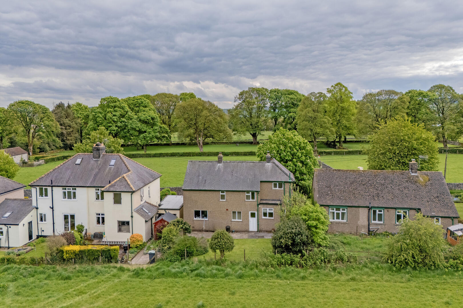 Daleway, Butts Road, Great Longstone, DE45 1UB