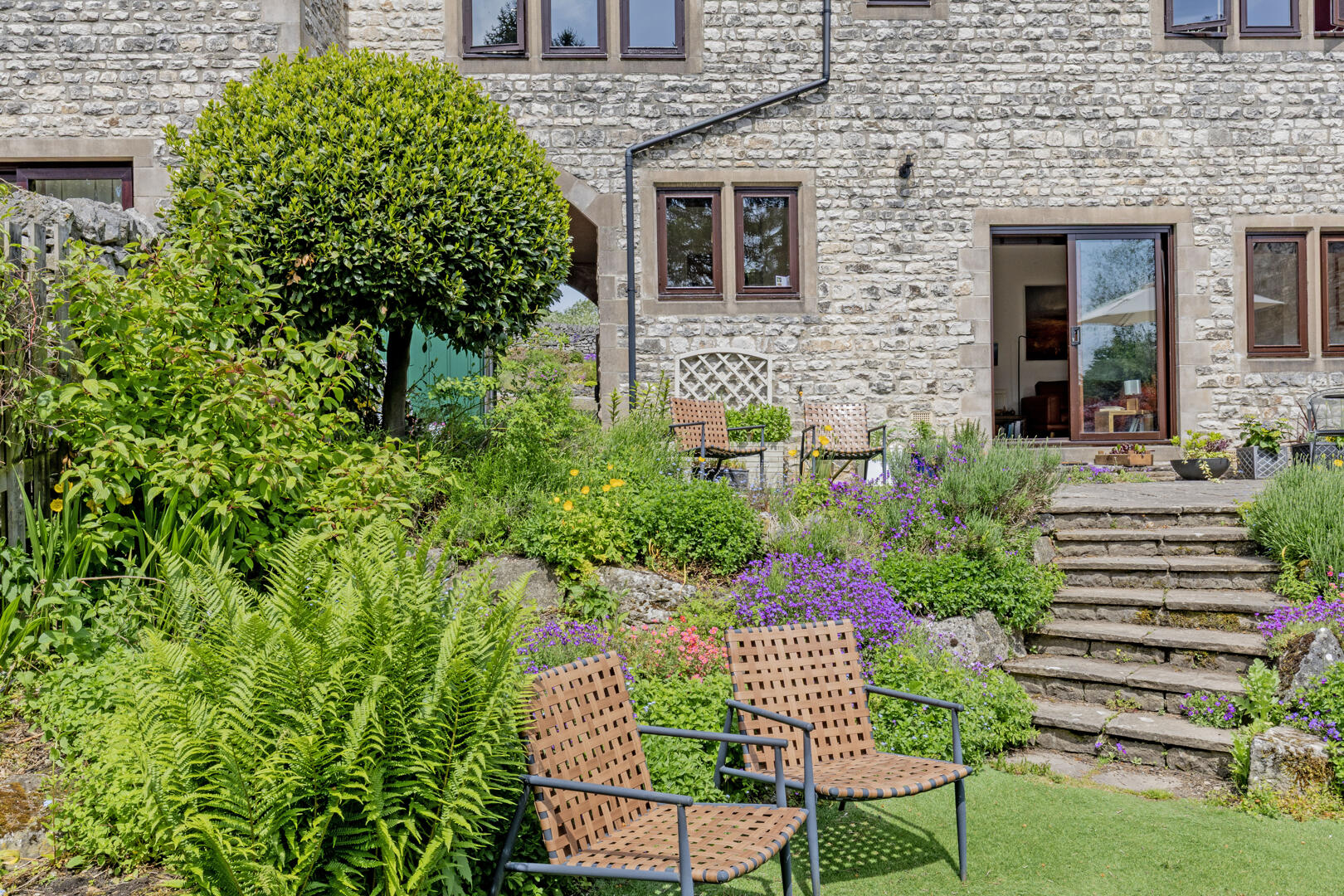 Snowberry House, Moor Lane, Youlgrave, DE45 1US