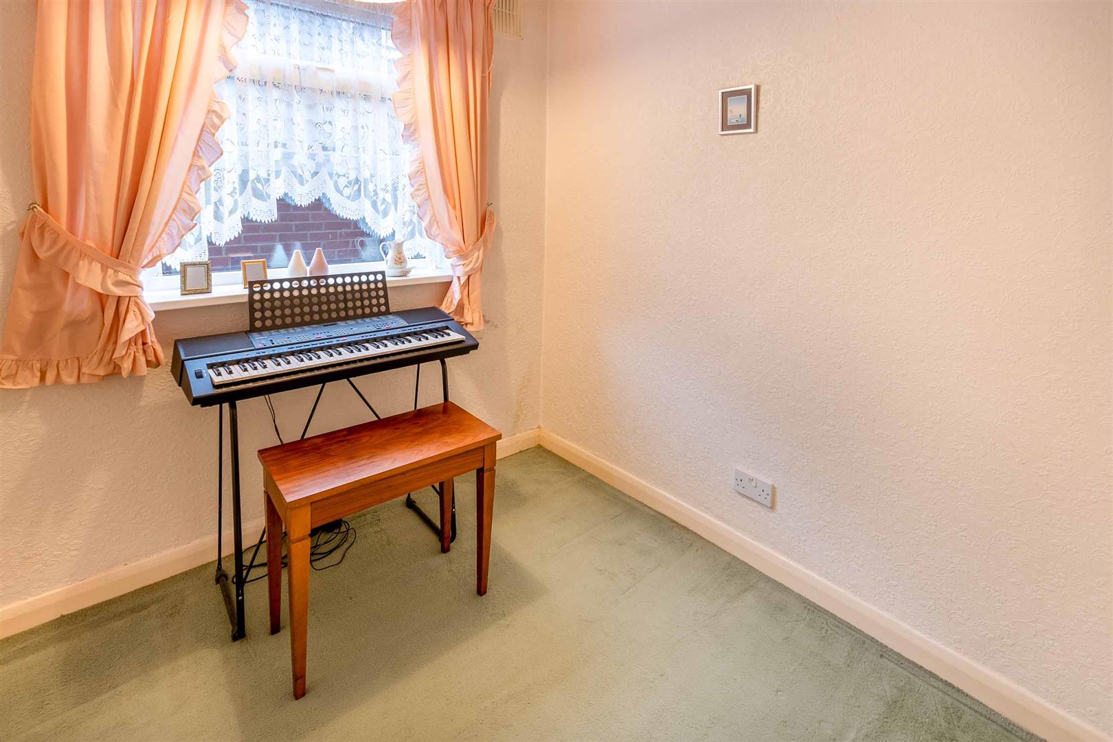 44, Lilly Hall Road, Maltby, Rotherham, S66 8AT