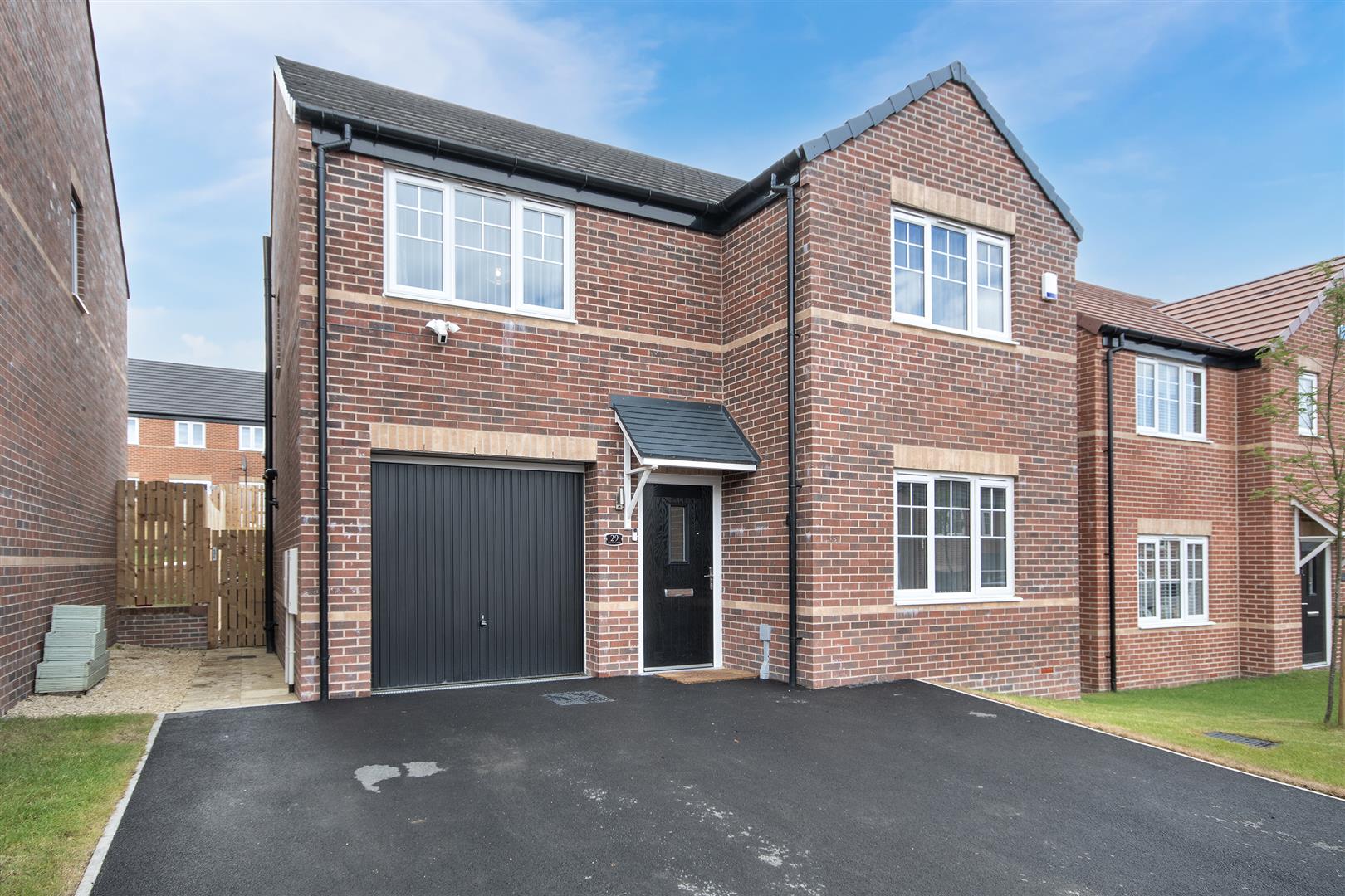 29, Heathland, Brecks, Rotherham, S65 3BJ