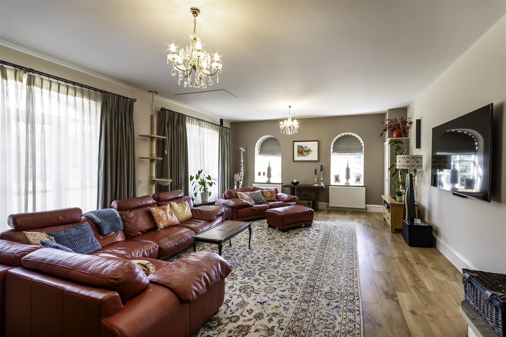 The Coach House, Doncaster Road, Hooton Roberts, Rotherham, S65 4PF