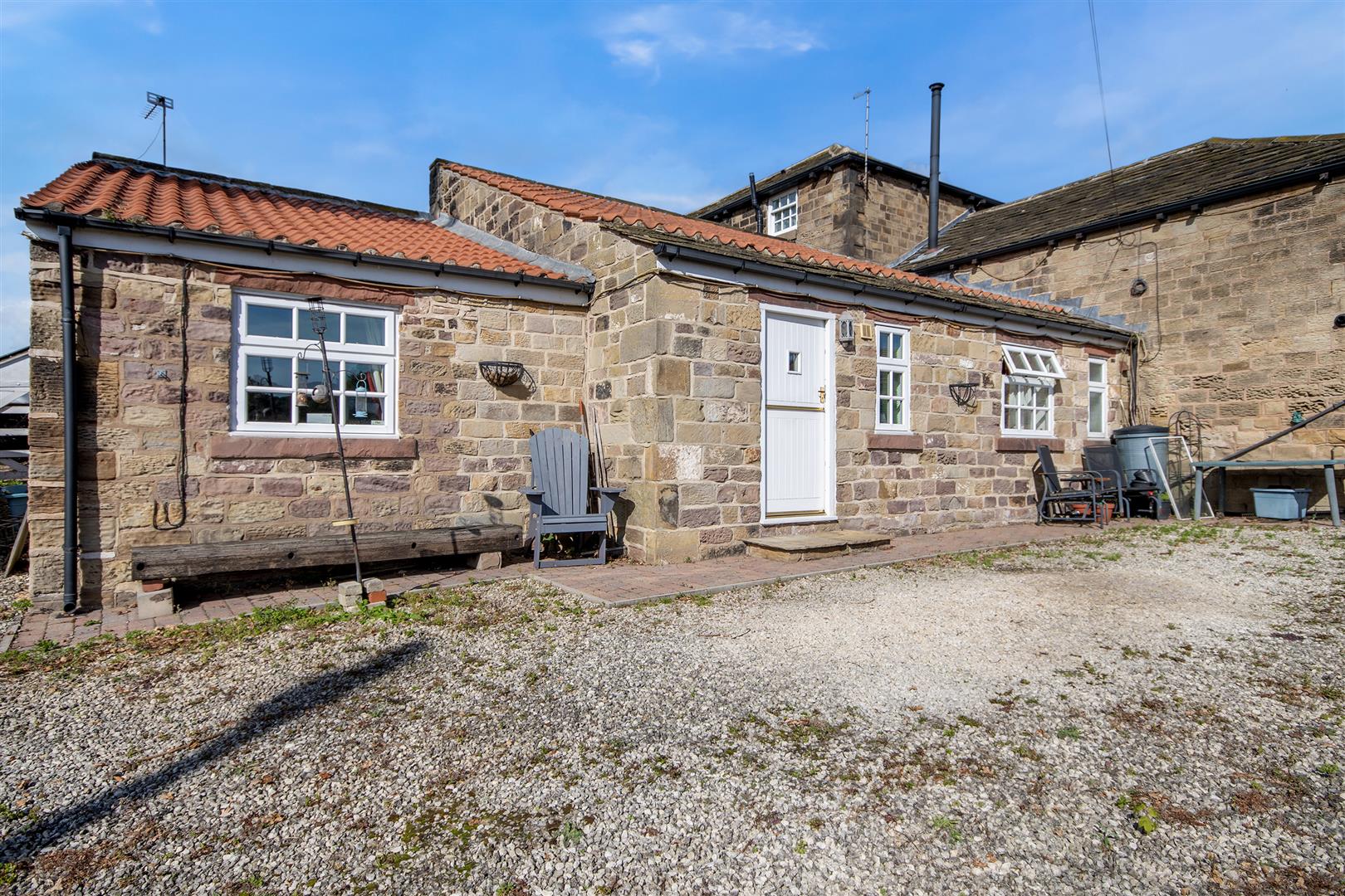The Coach House, Doncaster Road, Hooton Roberts, Rotherham, S65 4PF
