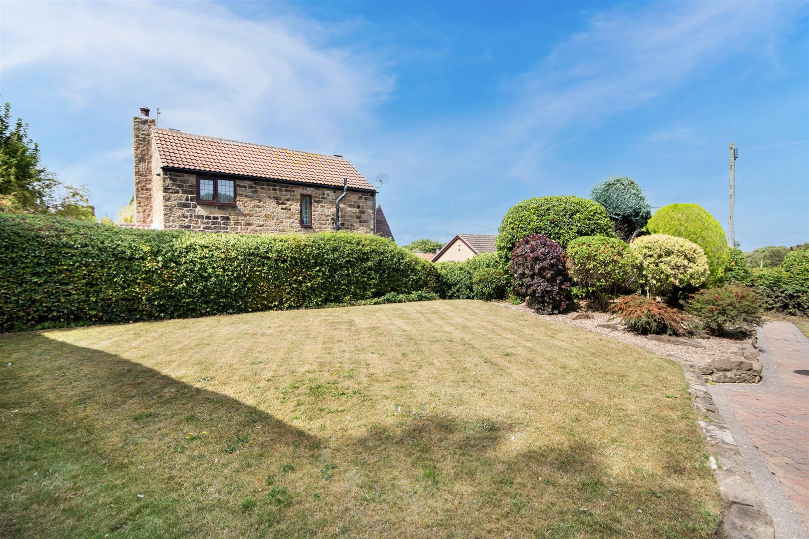 4, Garden Lane, Ravenfield, Rotherham, S65 4ND