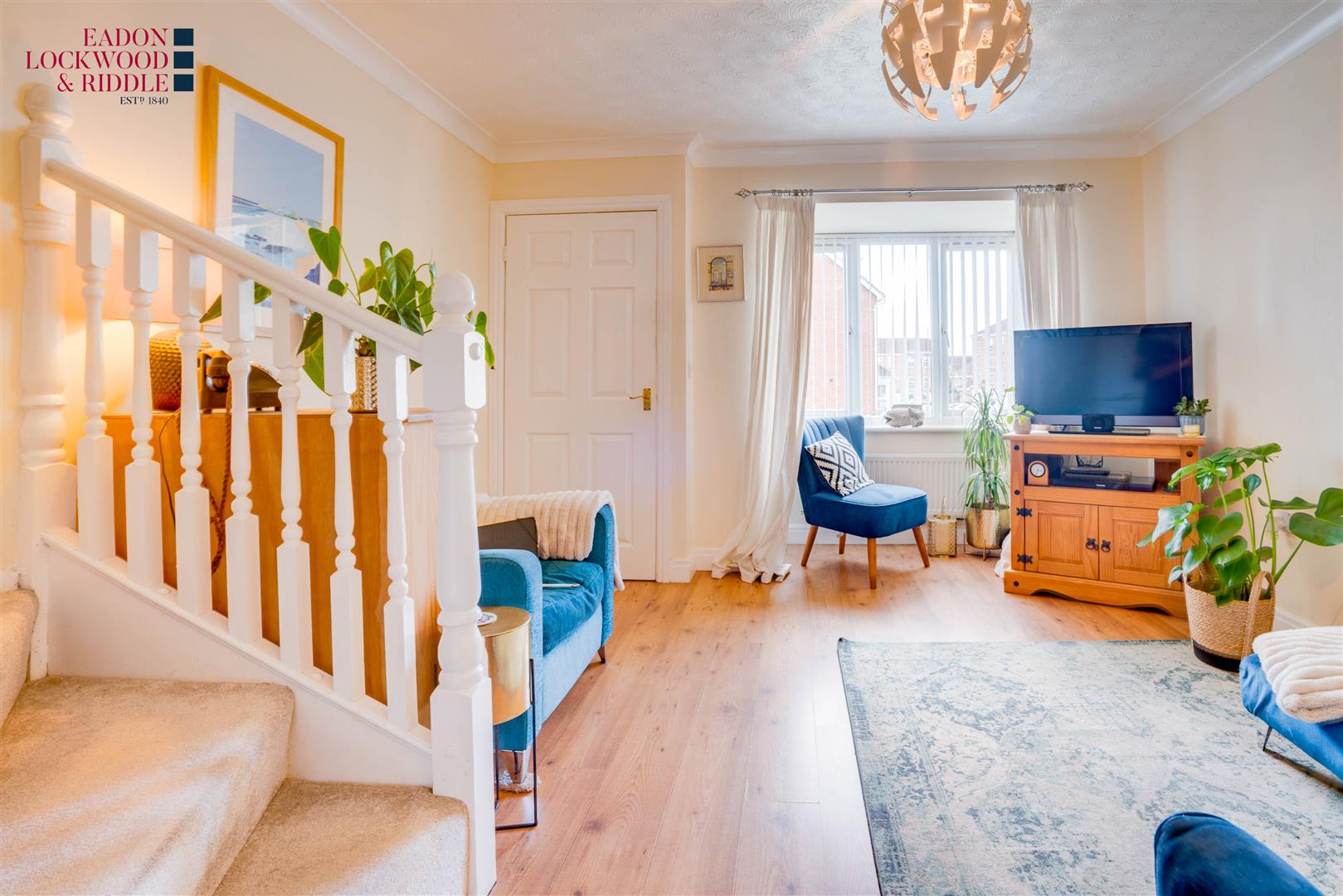 7, Peak Close, Woodlaithes, Rotherham, S66 3XD