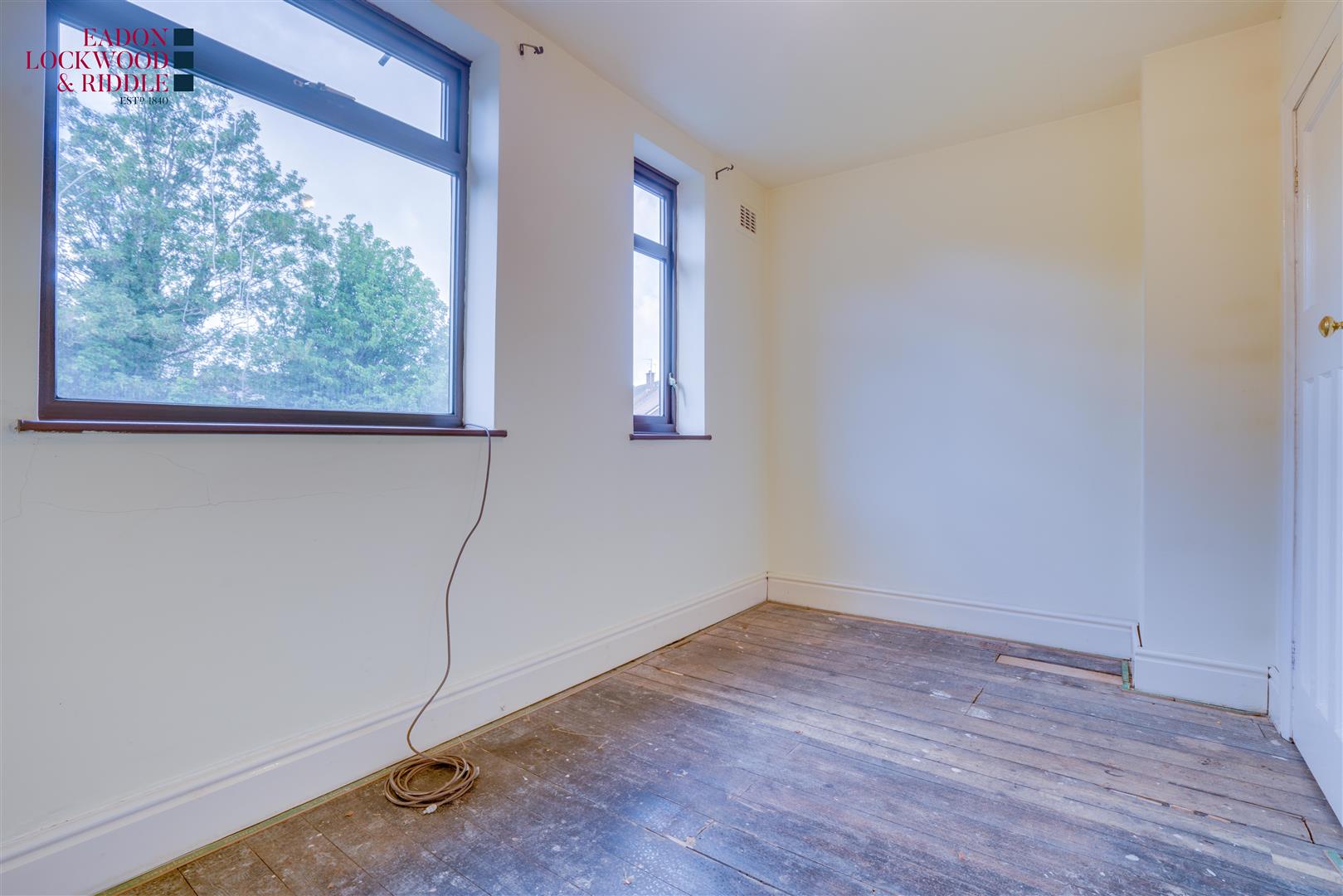 19, Hill Top Lane, Rotherham, S61 2EQ