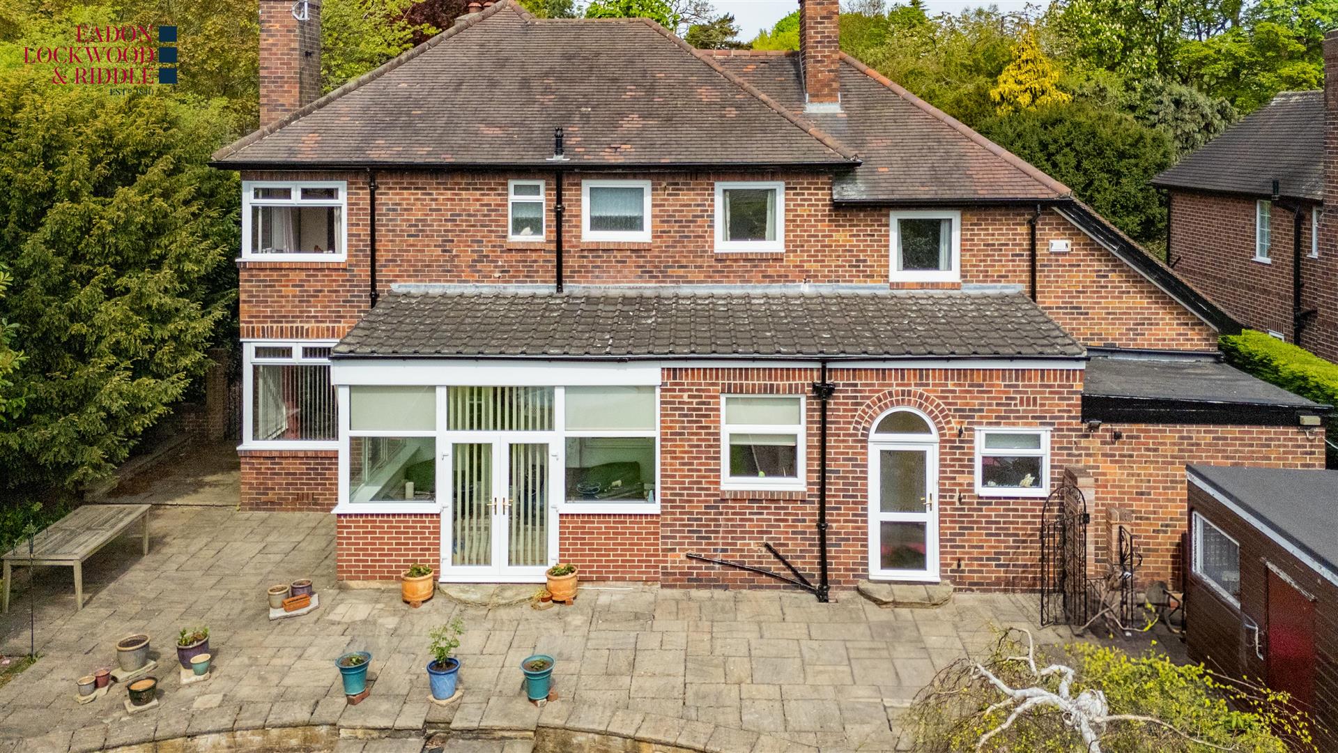 Farndale, Sitwell Grove, Rotherham, S60 3AY