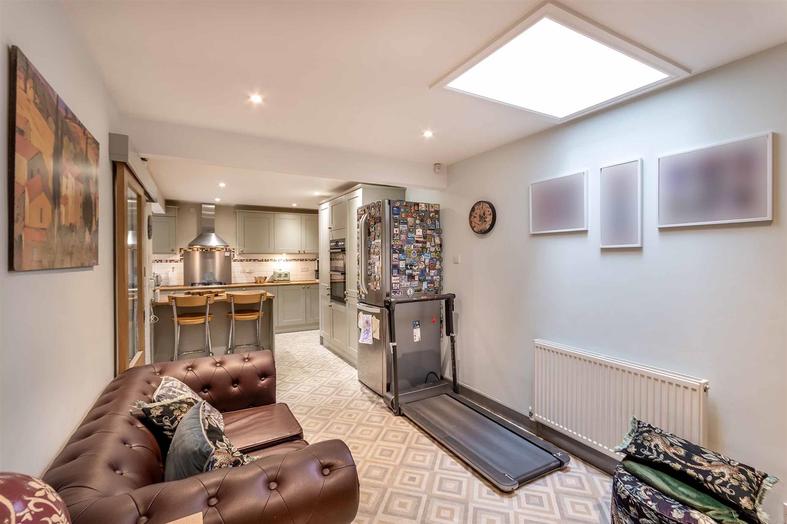 16, Shoreham Drive, Rotherham, S60 3DS