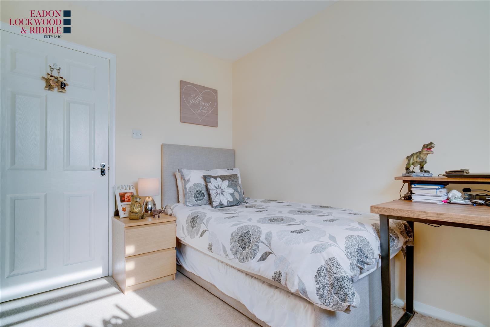 19, Radford Close, Ravenfield, Rotherham, S65 4LD
