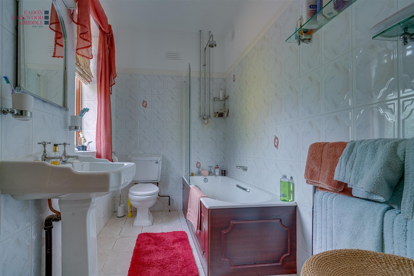Farndale, Sitwell Grove, Rotherham, S60 3AY