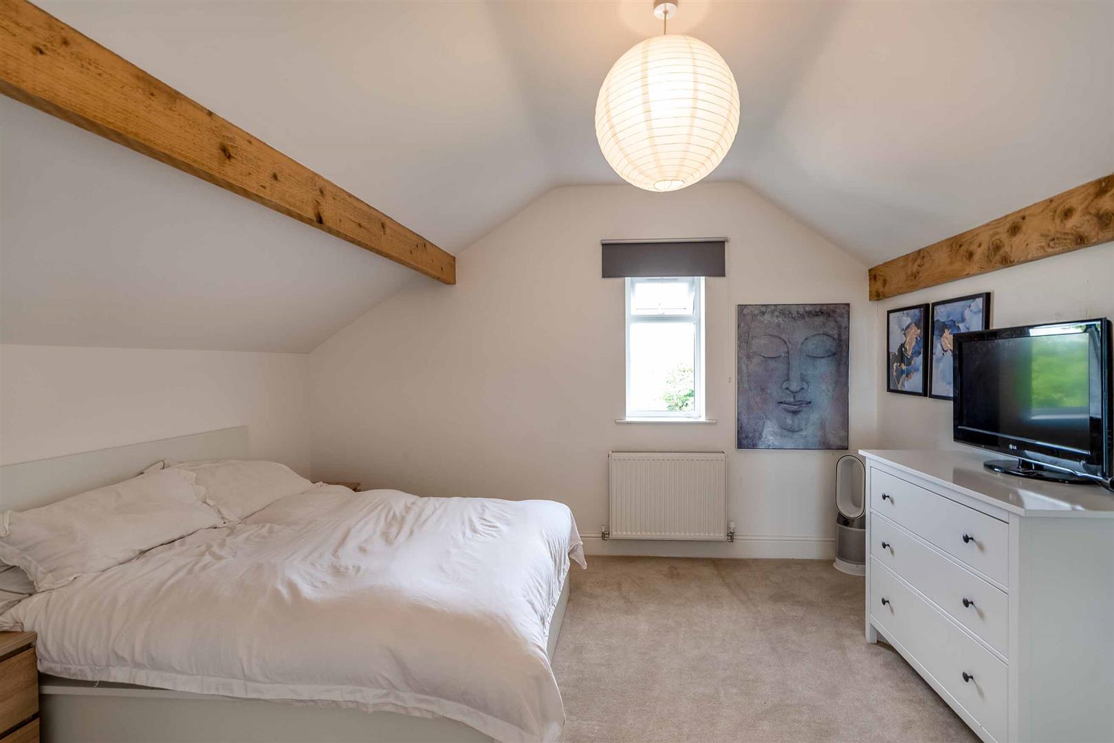 5, Sitwell Vale, Rotherham, S60 2UF