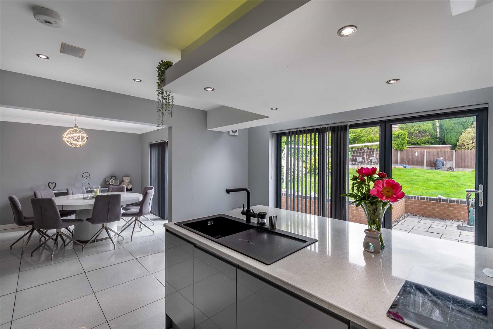 12, Middle Drive, Moorgate, S60 3DJ