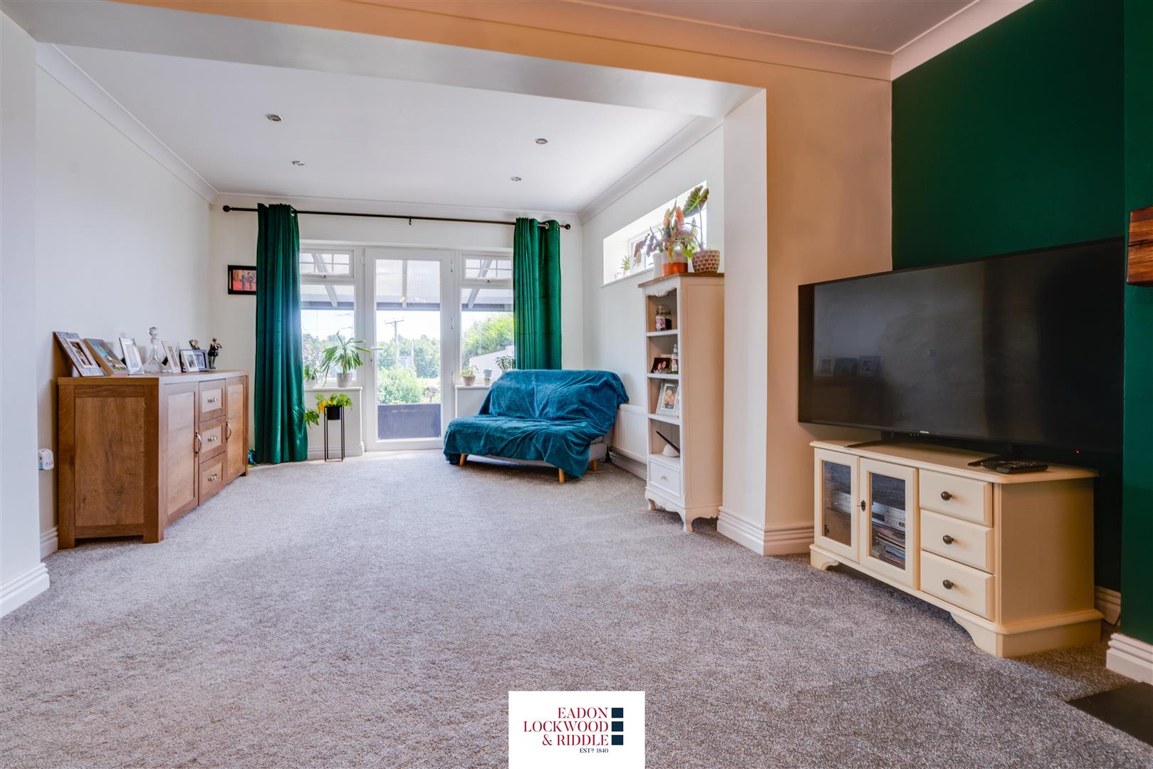 9, Lesmond Crescent, Little Houghton, Barnsley, S72 0EZ