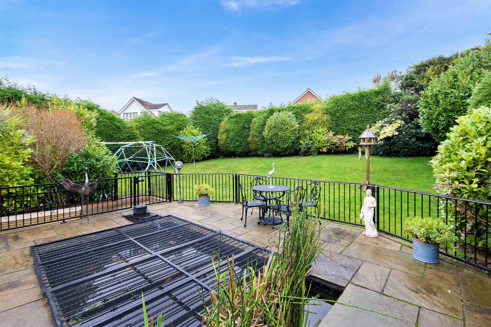16, Shoreham Drive, Rotherham, S60 3DS