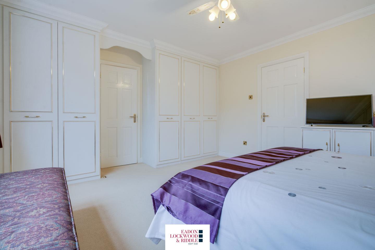 68, Queensway, Moorgate, Rotherham, S60 3EE