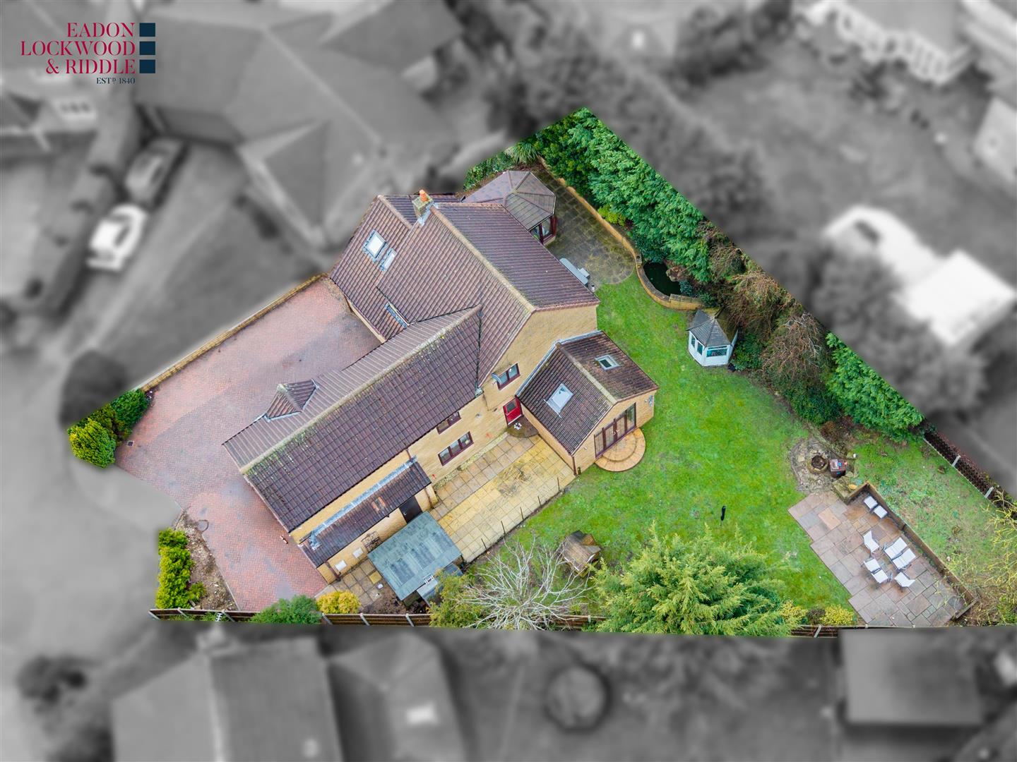 8, Pinchfield Court, Wickersley, Rotherham, S66 1FE