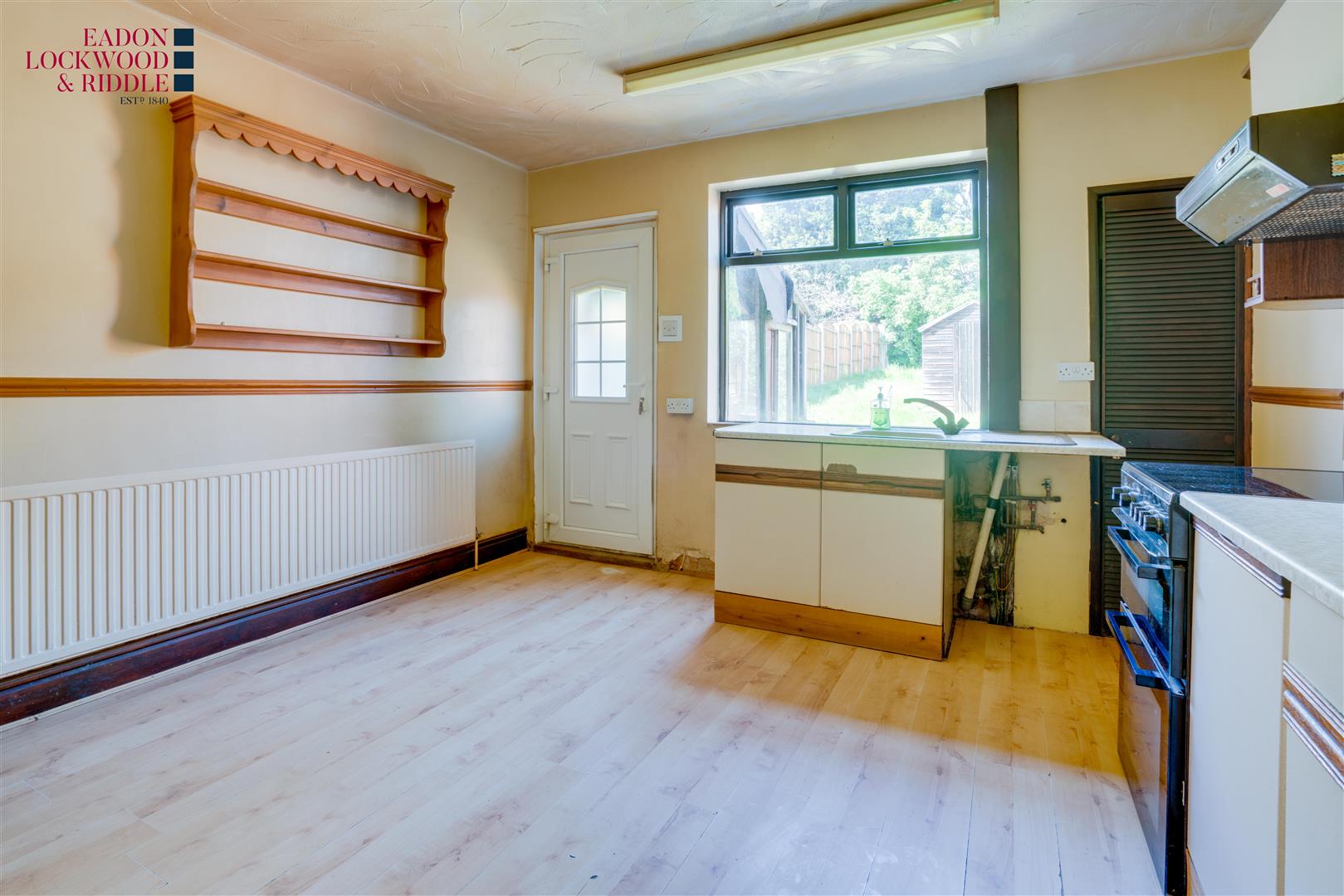 19, Hill Top Lane, Rotherham, S61 2EQ
