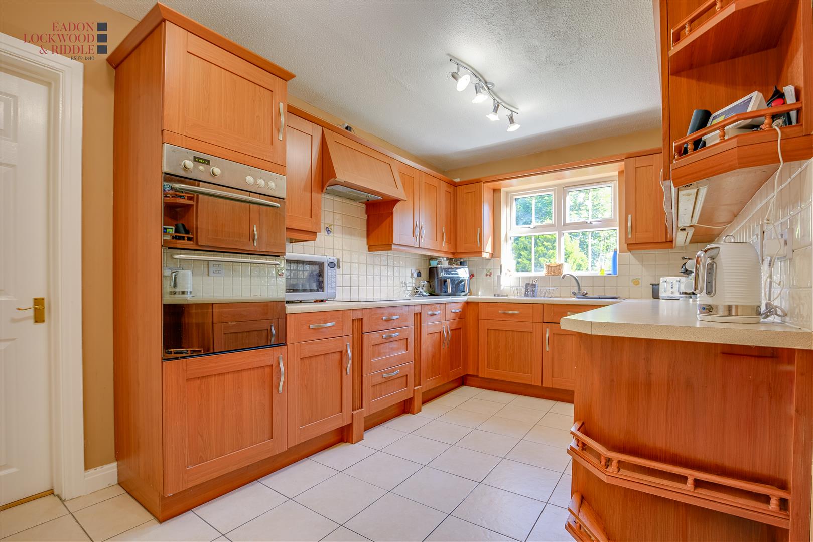 11, Waterside Drive, Sunnyside, Rotherham, S66 3ZW